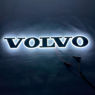 Буквы-эмблема с подсветкой на капот Volvo белые