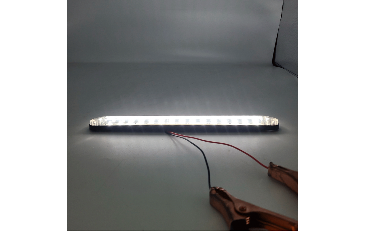 Габаритный фонарь Белый 24v 15LED NOKTA