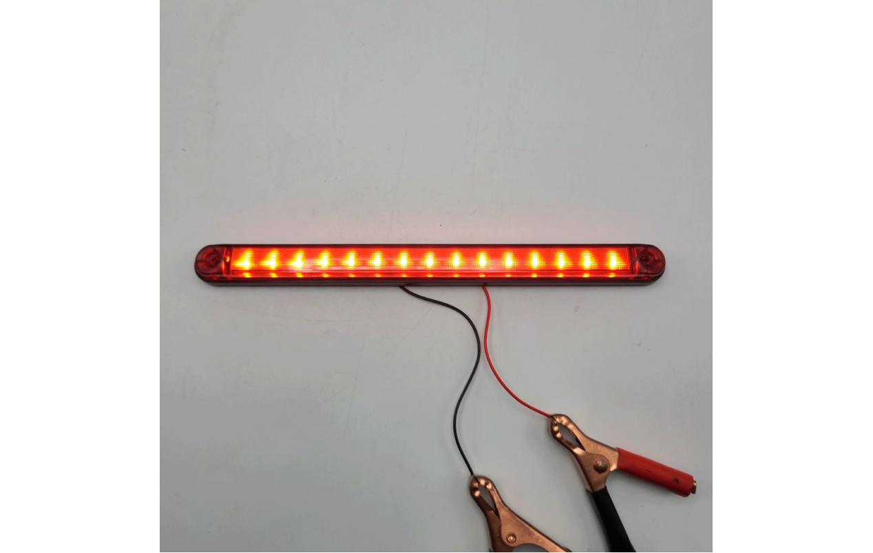 Габаритный фонарь Красный 24v 15LED NOKTA