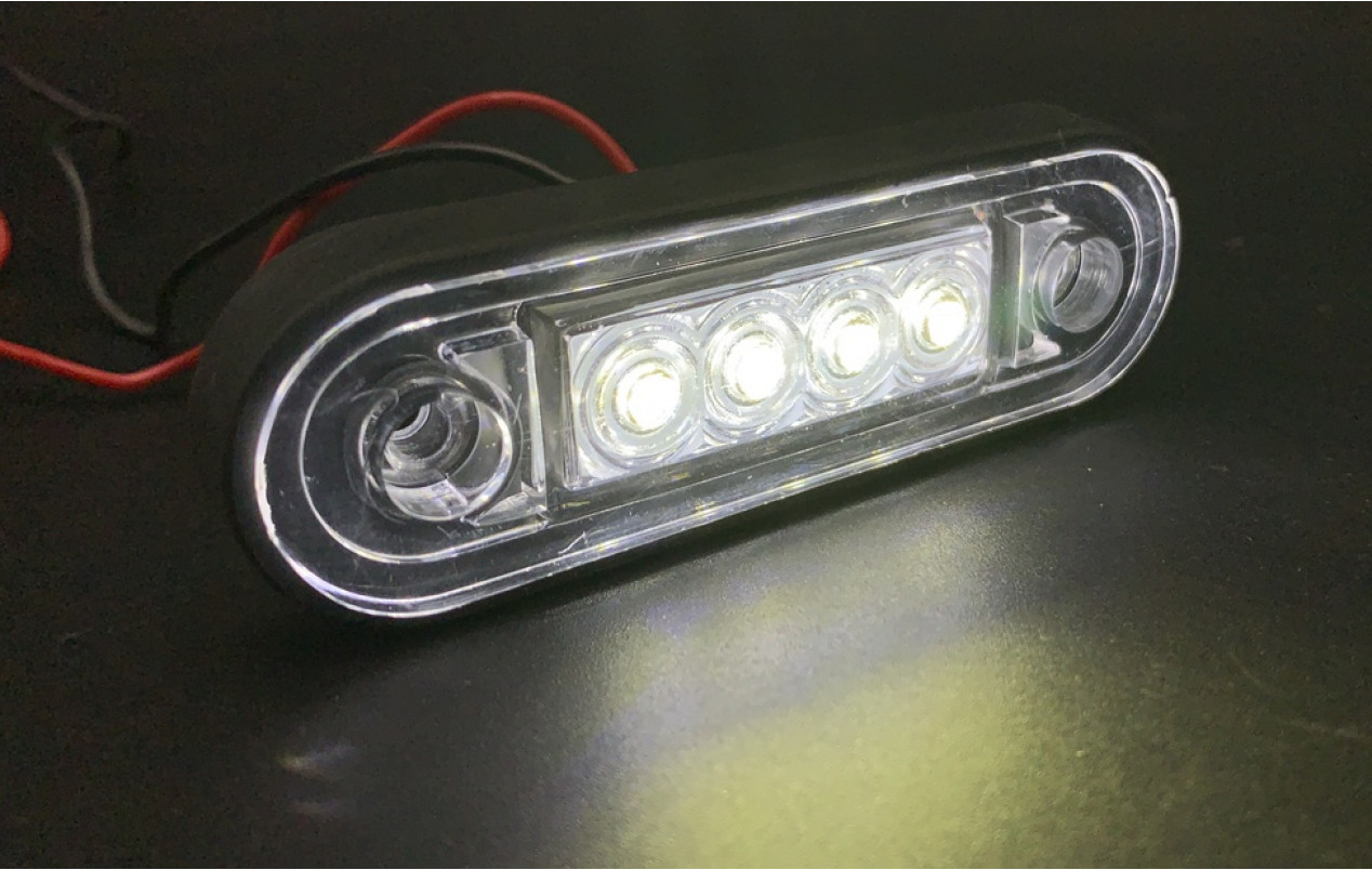 Габаритний ліхтар діодний білий 4LED