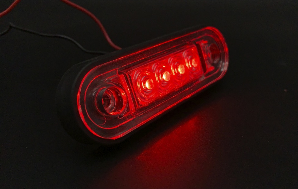Габаритный фонарь диодный красный 4LED