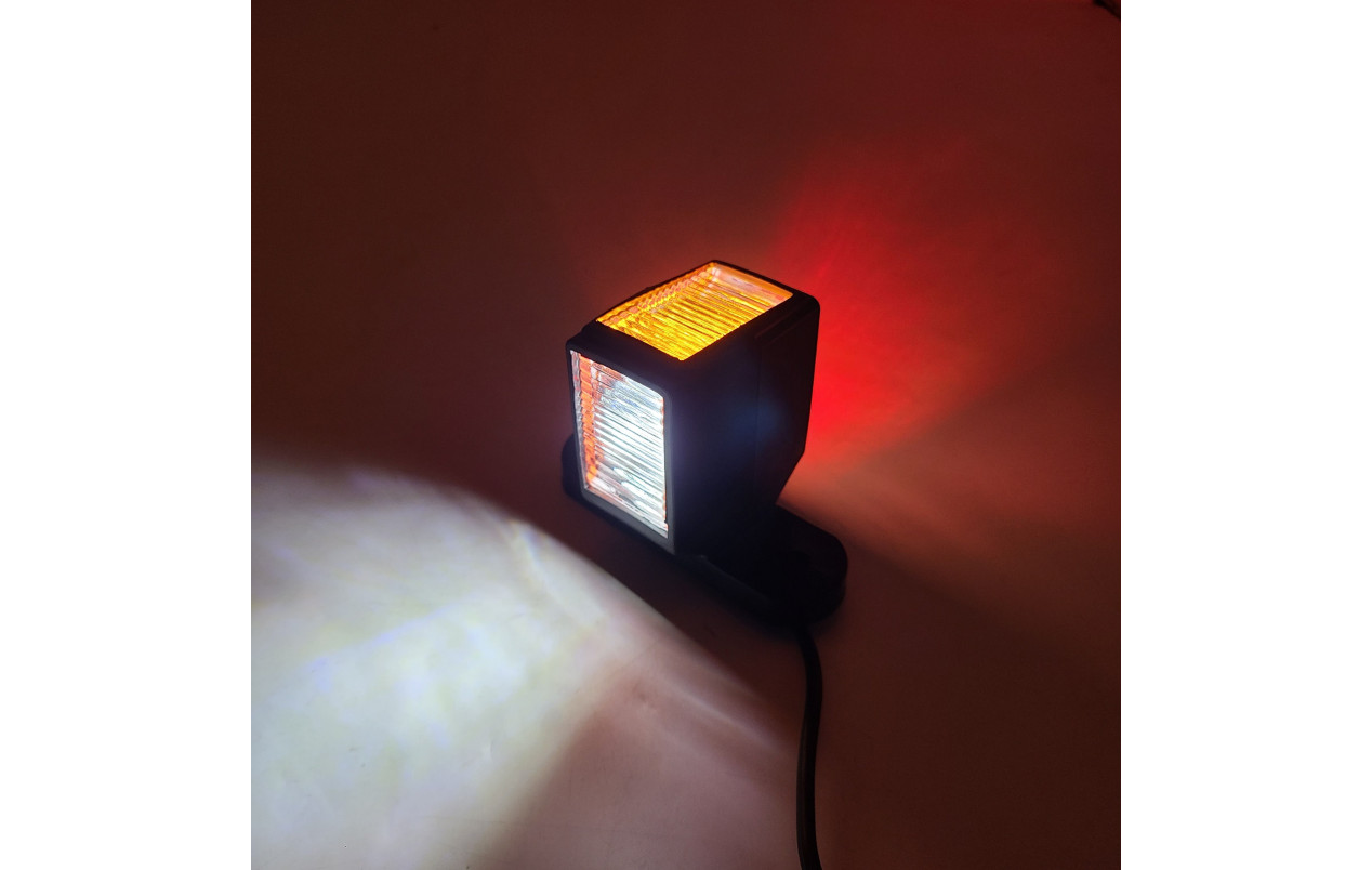 Габарит прицепа трехцветный Superpoint 8 см LED 12-24v