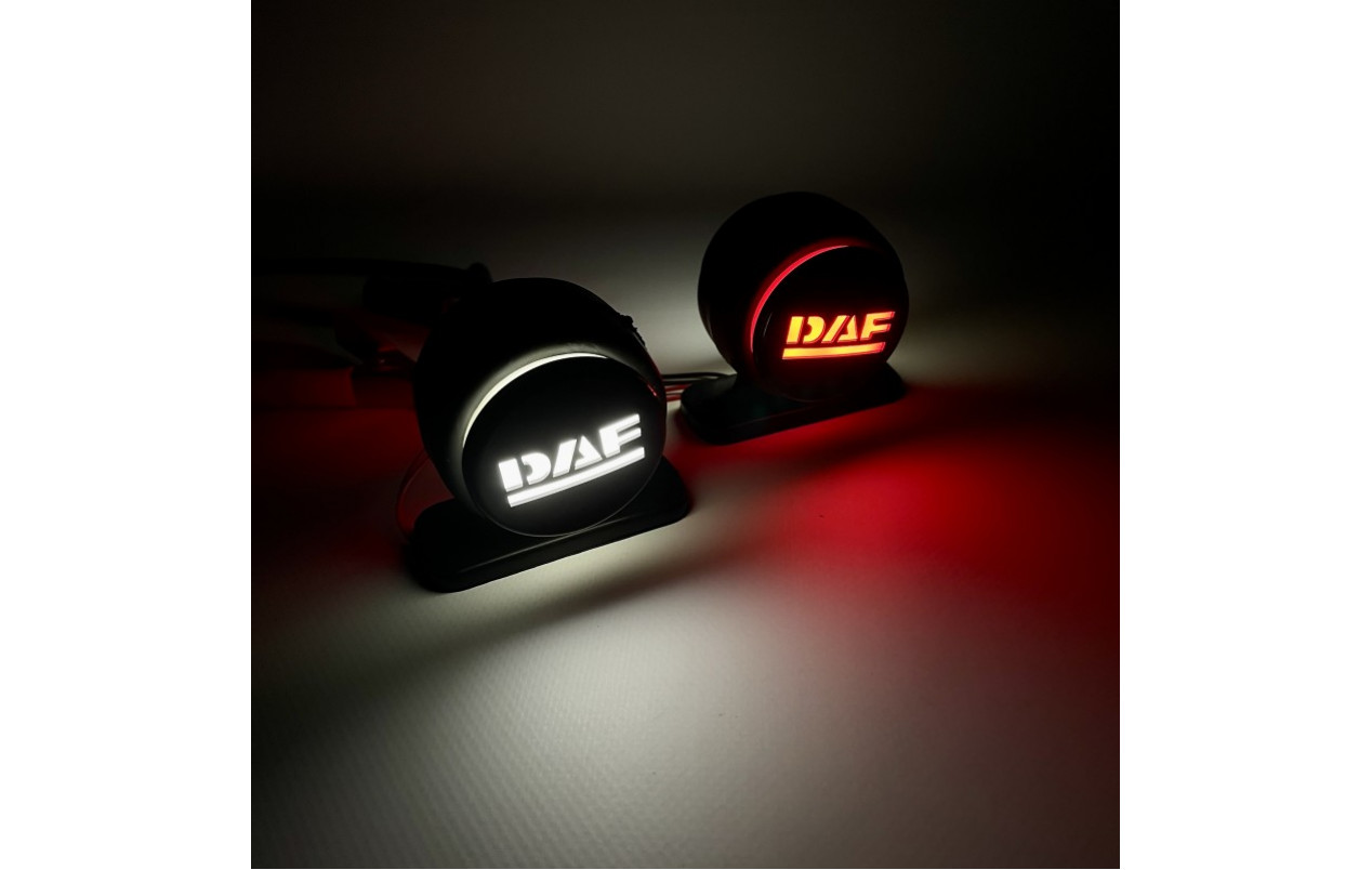 Габаритный фонарь с логотипом DAF 24v 6см