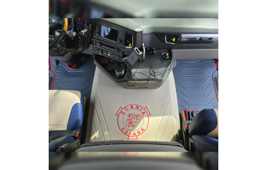Коврик 3D Экокожа SCANIA R c 2017; АКПП, Серо-бежевый
