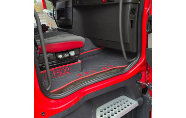 Коврик 3D Экокожа Volvo FH Euro 6 с 2014;АКПП черный