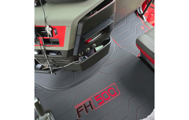 Коврик 3D Экокожа Volvo FH Euro 6 с 2014;АКПП черный