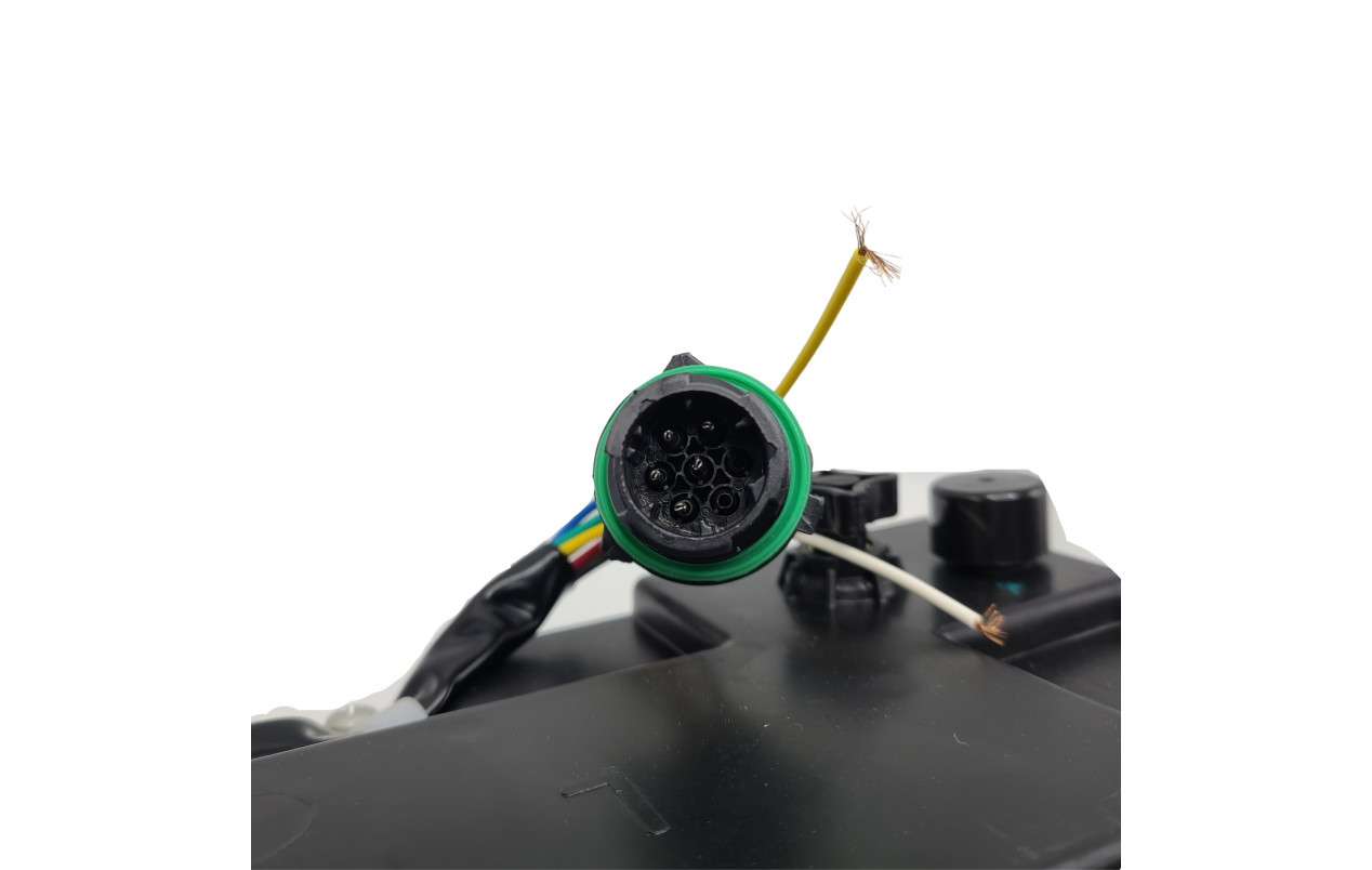 Фара основна MERCEDES AXOR MP1 LED Ліва