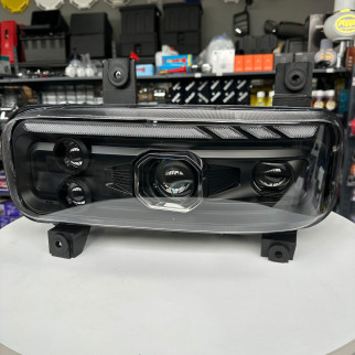 Фара Mercedes Atego LED DRL Левая