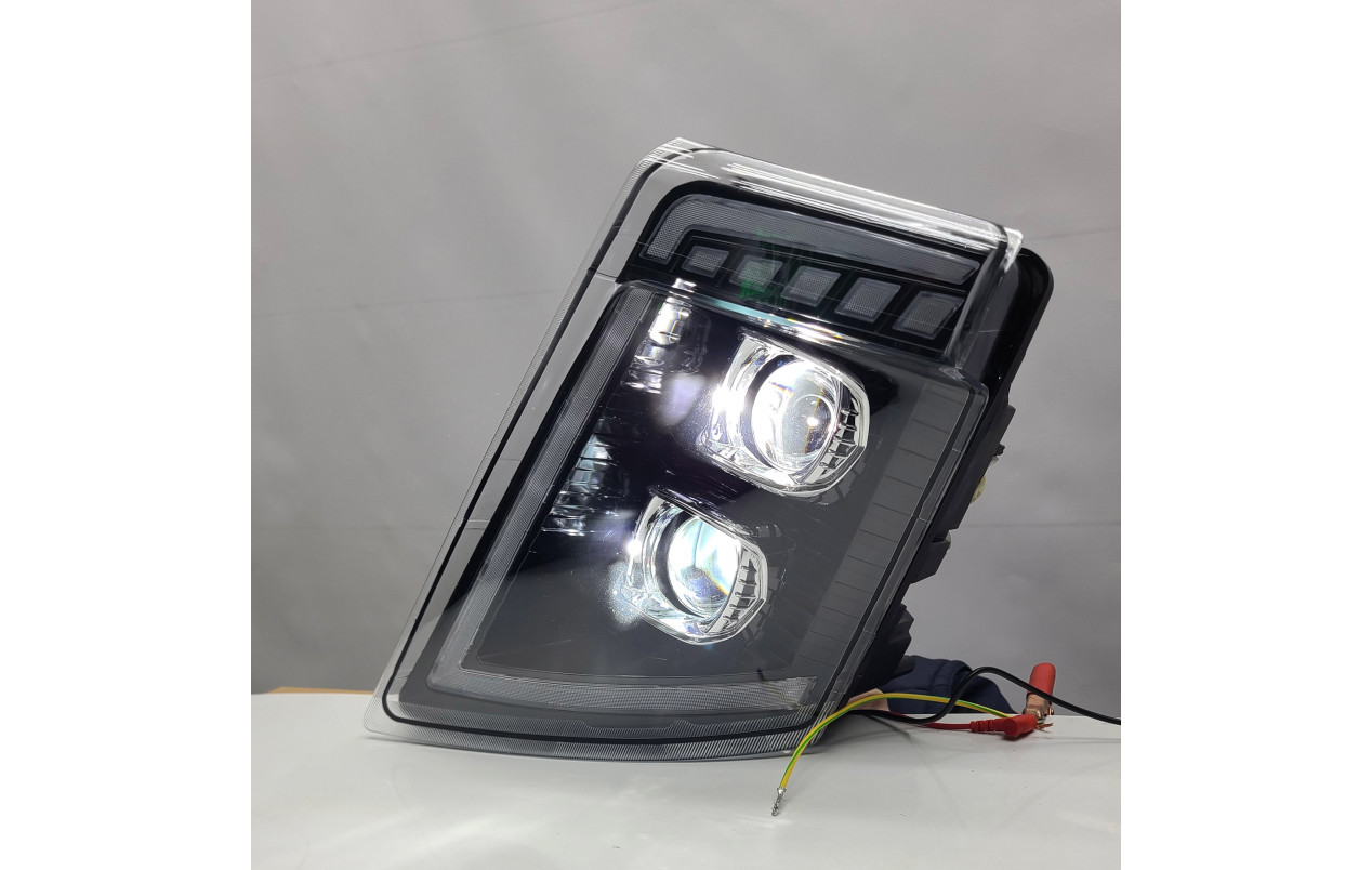Фара VOLVO FH, FM E5 LED DRL Правая