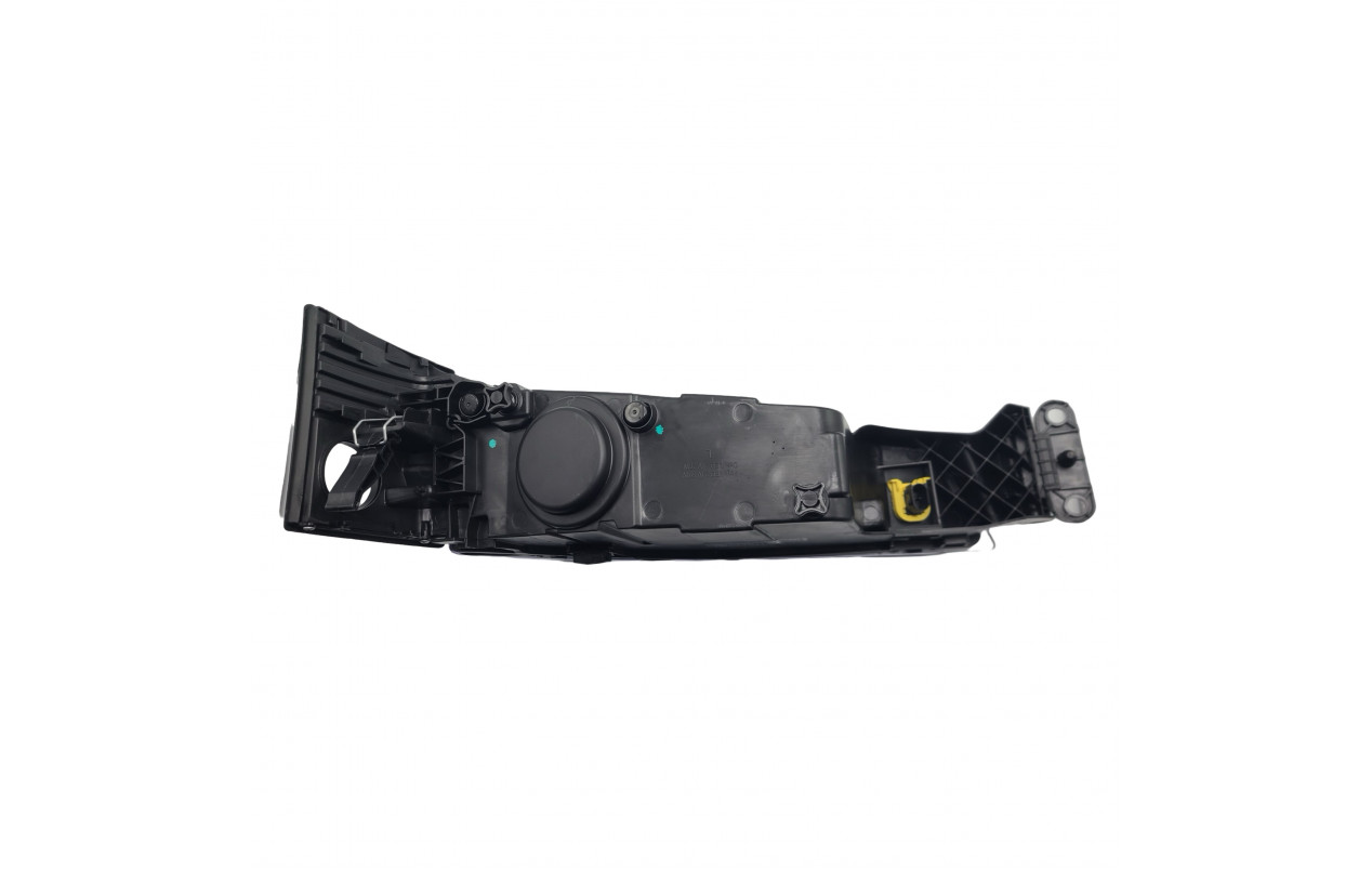 Фара противотуманная Volvo FH4, FM4 LED Левая
