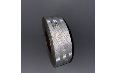 Стрічка світловідбивна для маркування кузова біла Е1