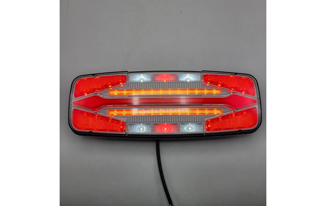 Задний фонарь 12-24v LED Левый-Правый ERCELIK