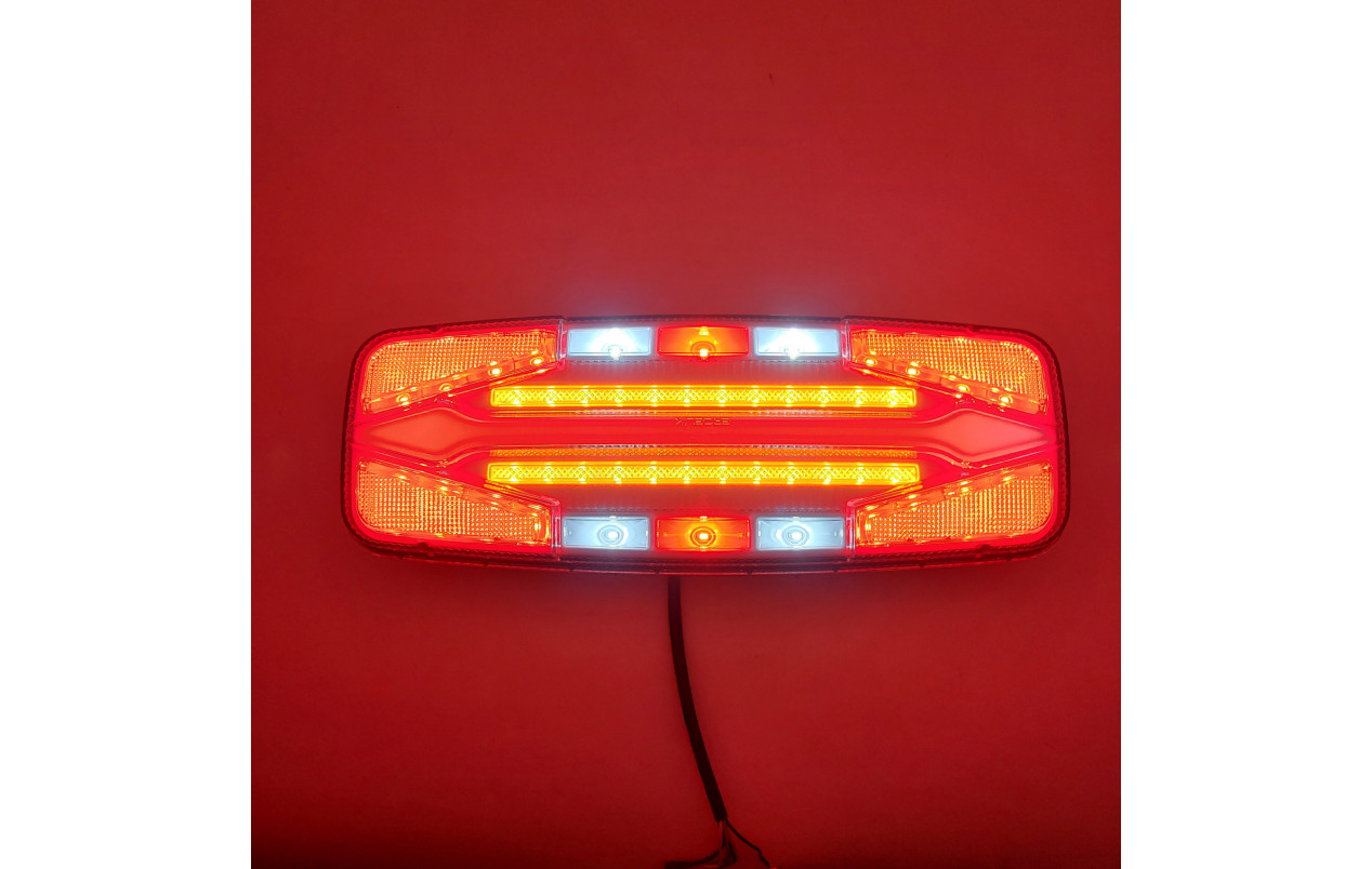 Задний фонарь 12-24v LED Левый-Правый ERCELIK